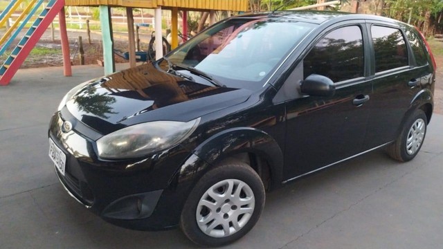 FIESTA HATCH 1.0 COMPLETO 2012