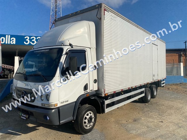 Mercedes Benz 1016 TRUCK BAÚ 8,50