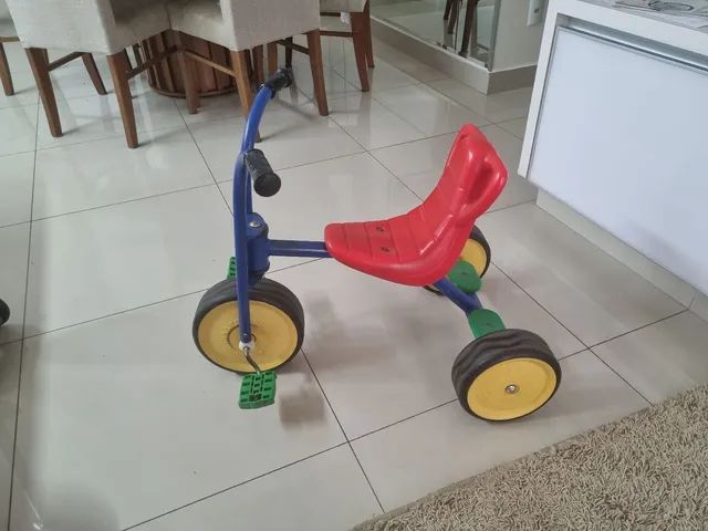 Triciclo Infantil Bandeirante Suporta 80kg Linha Escolar