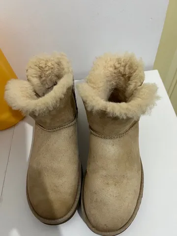 Botas ugg  +20 anúncios na OLX Brasil