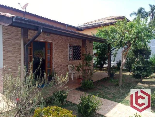 Casa com 4 dormitórios à venda, 240 m² por R$ 689.000,00 - N