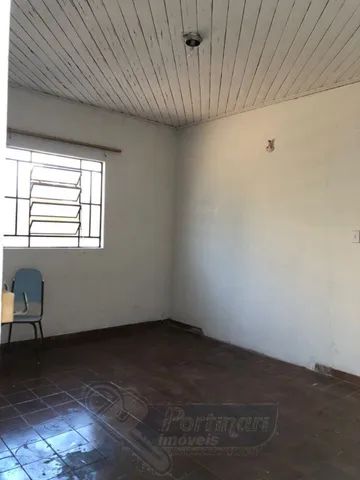 Casa Residencial com 3 quartos para alugar por R$ 2400.00, 600.00 m2 - VILA ESTEVES - LIME