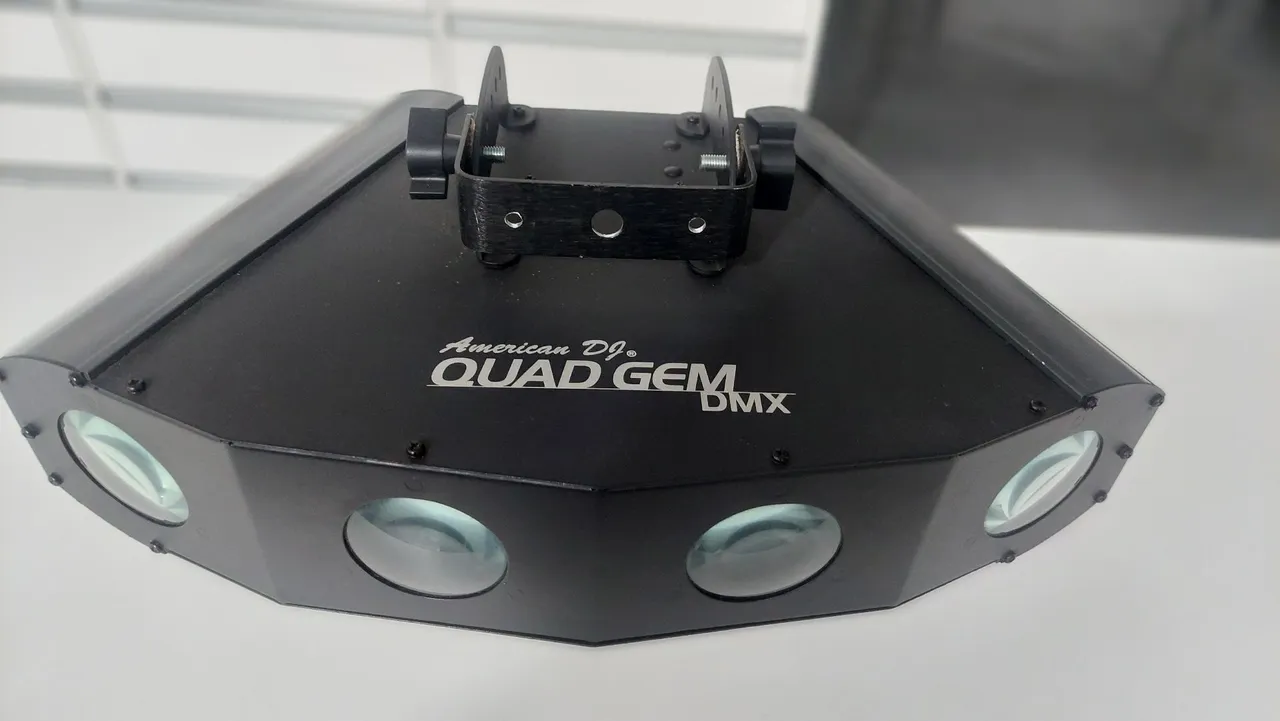 Iluminação de palco Quad Gem DMX