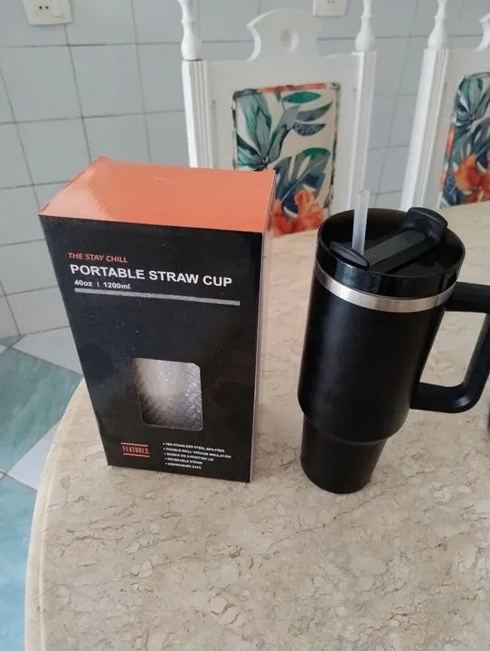 Caneca Térmica com Canudo 40oz