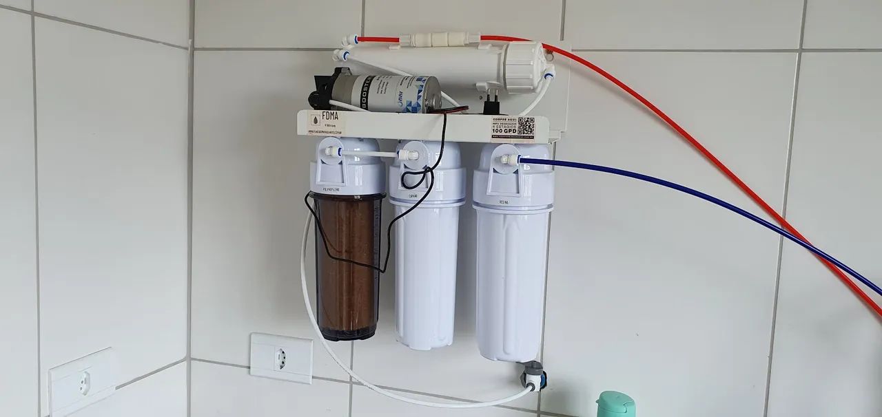 Filtro de água para cozinha.