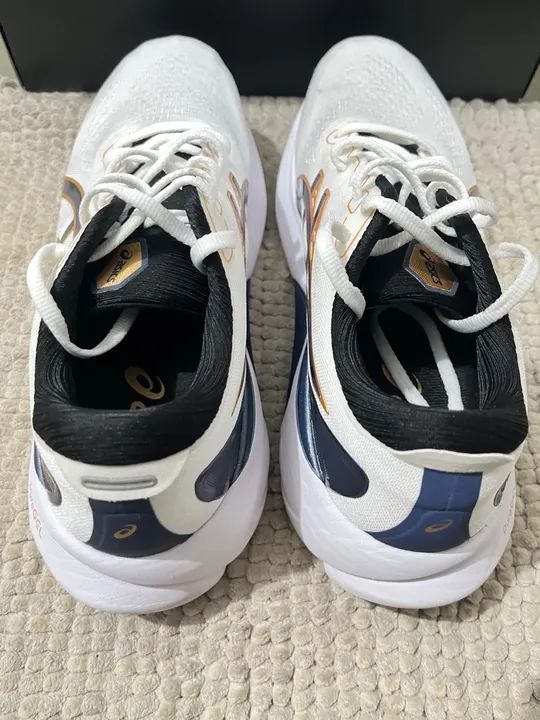 TÊNIS ASICS GEL-KAYANO 30 ANNIVERSARY - Foto 4