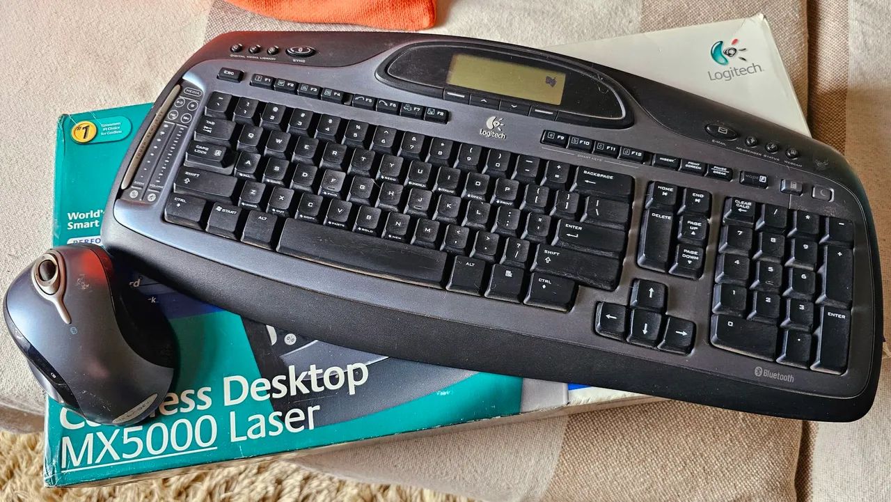 Teclado e mouse logitech Bluetooth MX5000 laser