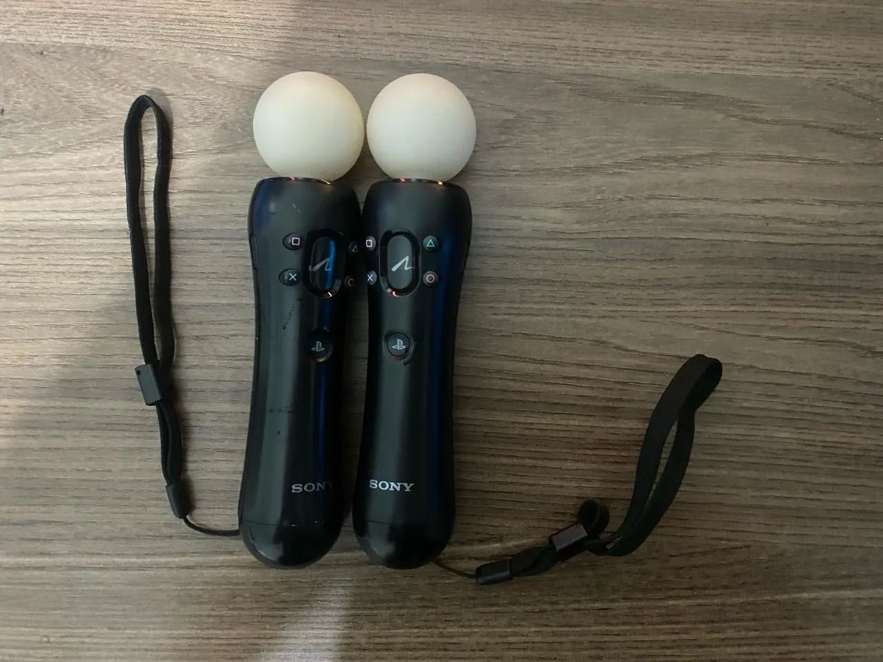 PlayStation Vr1 Geração + 2 controles + Game Batman ArkhamVr - Foto 4