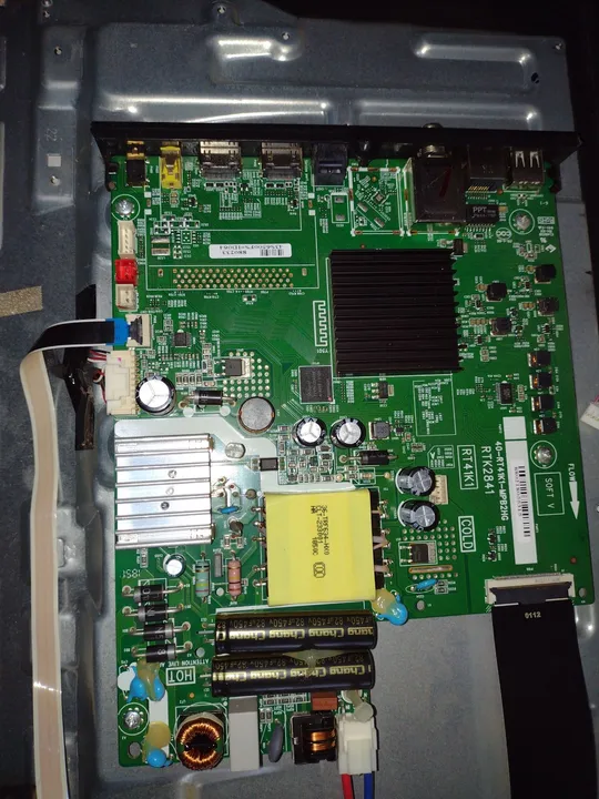 Placa tv TCL 43s6500 usada funciona perfeitamente