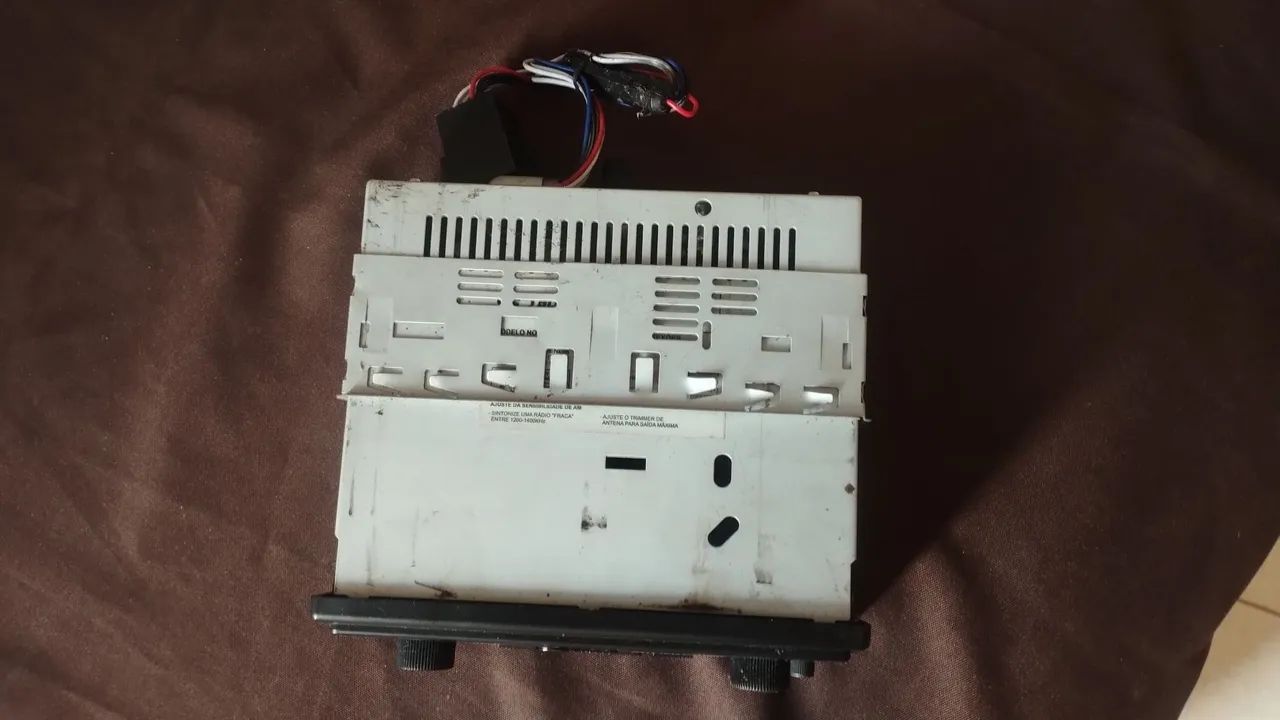 Rádio Automotivo Buster HBR-1100 30W X 2 FM/AM - Foto 2