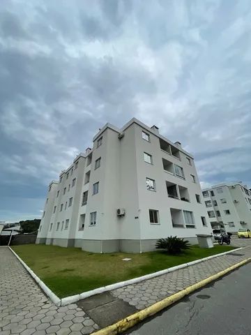 Captação de Apartamento para locação na Rua Homero de Miranda Gomes - de 659/660 a 1476/1477, Fundos, Biguaçu, SC