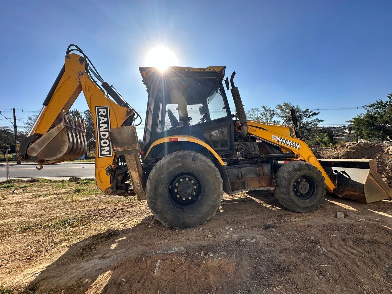 Retroescavadeira Randon 2019 4X4  - Foto 3