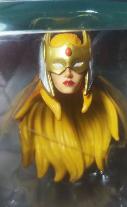 Masters of the Universe Figura de ação New Eternia She Ra