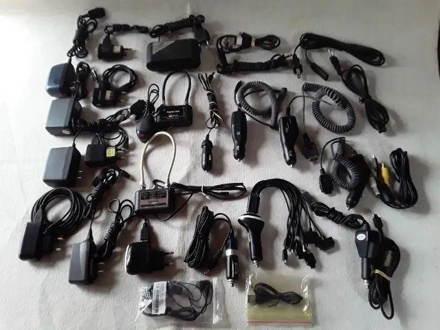 Lote c/ 27 un pecas diversas p/ Celular e Eletronica Pecas de Reposicao