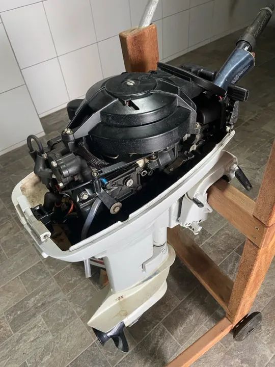 Motor de popa Johnson 2 tempos + MotorGuide + Tanque de Combustível - Foto 10