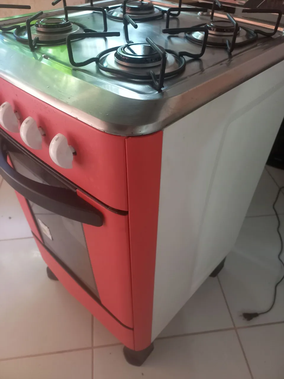 Fogão 4 Bocas Vermelho com Forno