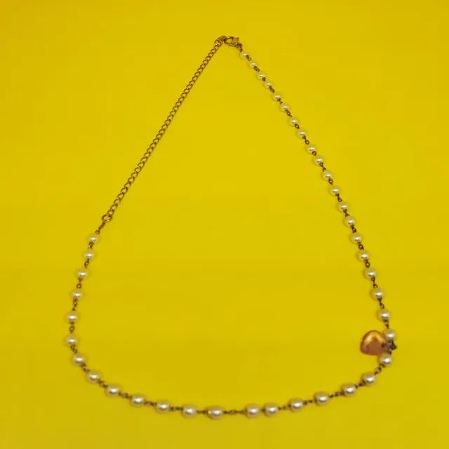 Gargantilha Colar Ajustável de Pérolas com Pingente de Coração