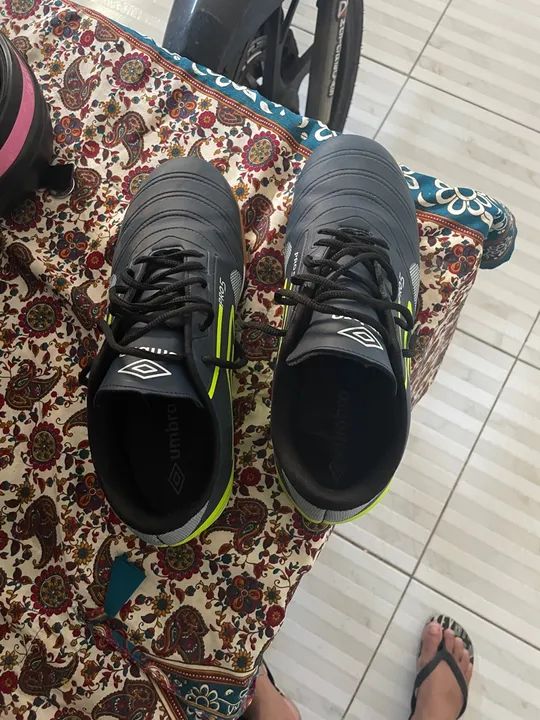 Chuteiras de Futebol Umbro Pro 5 - Foto 2