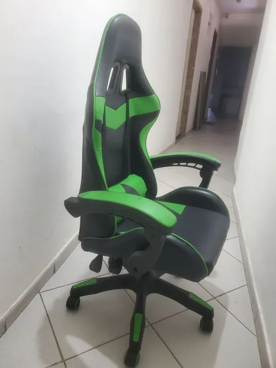 Cadeira em perfeito estado de conservaçao - Foto 2