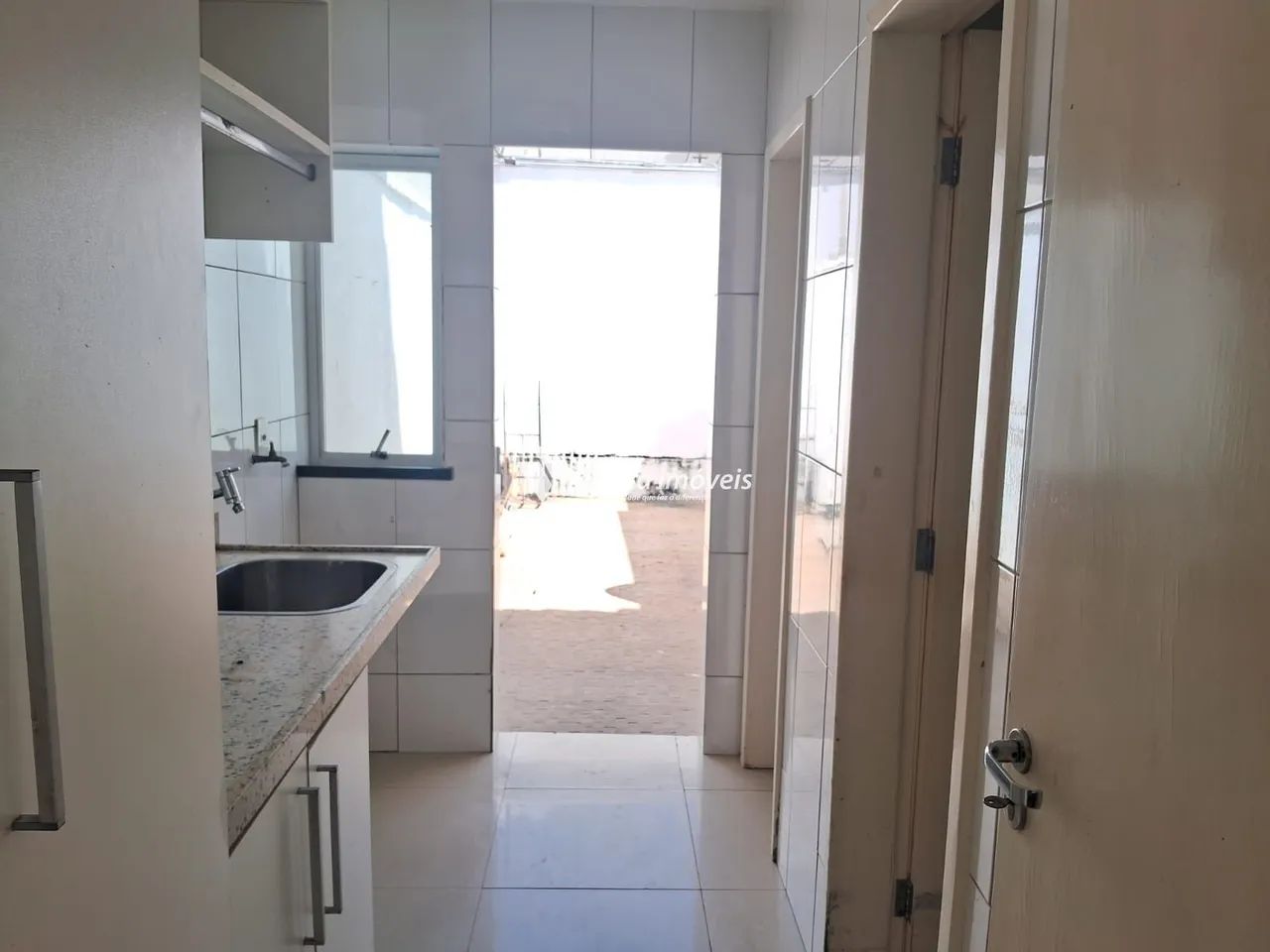 Casa de Condomínio para aluguel Glendora Redisence - Foto 13