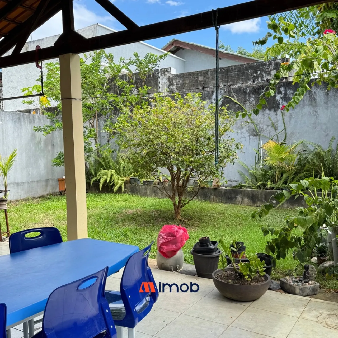 Casa no Condomínio Reserva dos Jardins