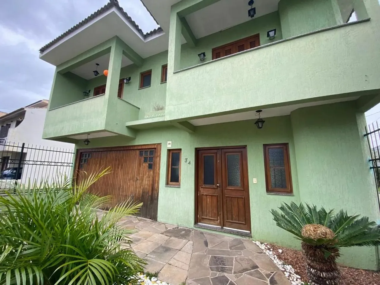 Casa em Rua Louro - Hípica - Porto Alegre/RS