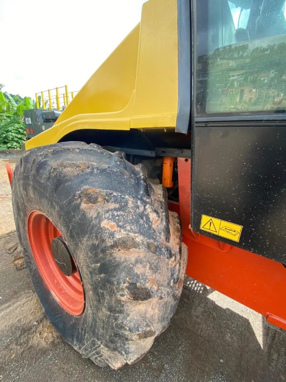 Rolo Compactador Dynapac CA 250D - Ano 2011 - Foto 3