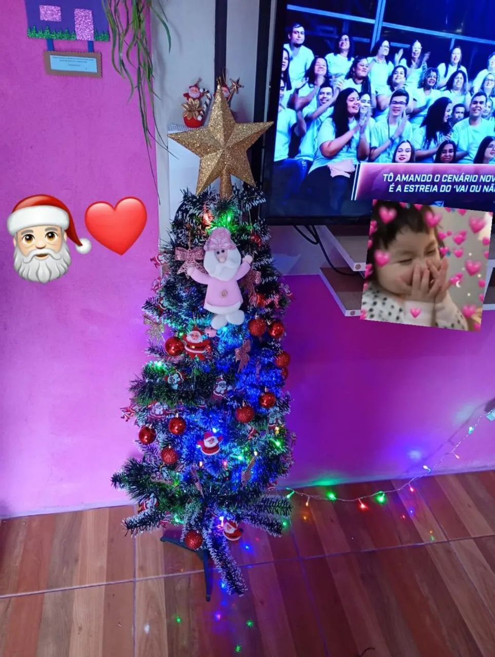 Árvore de natal completa.