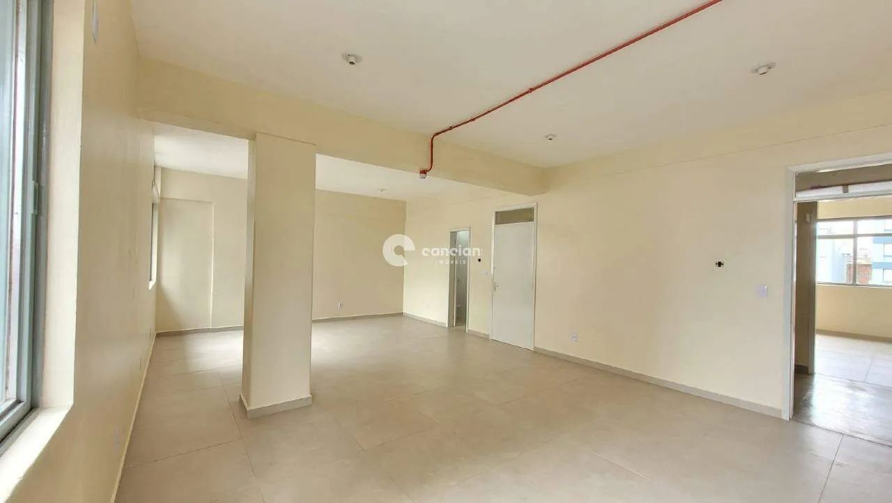 Sala Comercial no Prédio da CACISM - Localização Privilegiada - Foto 2