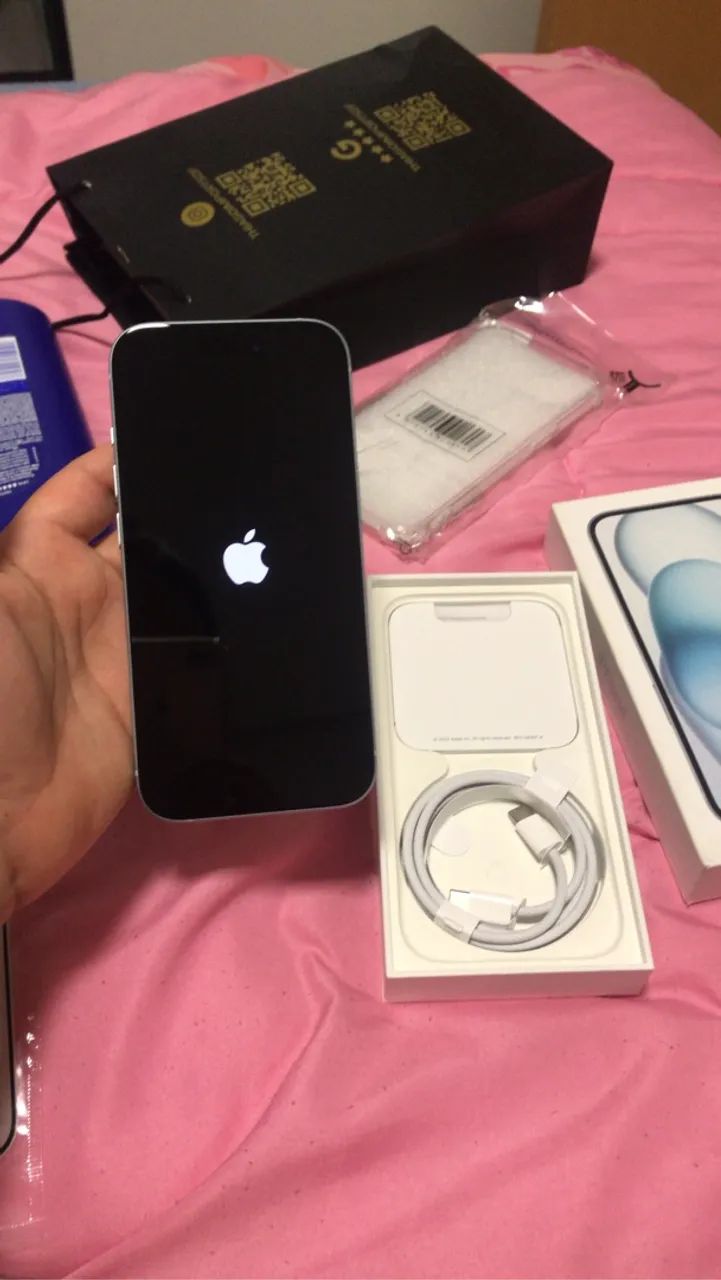iPhone 15  - Foto 2