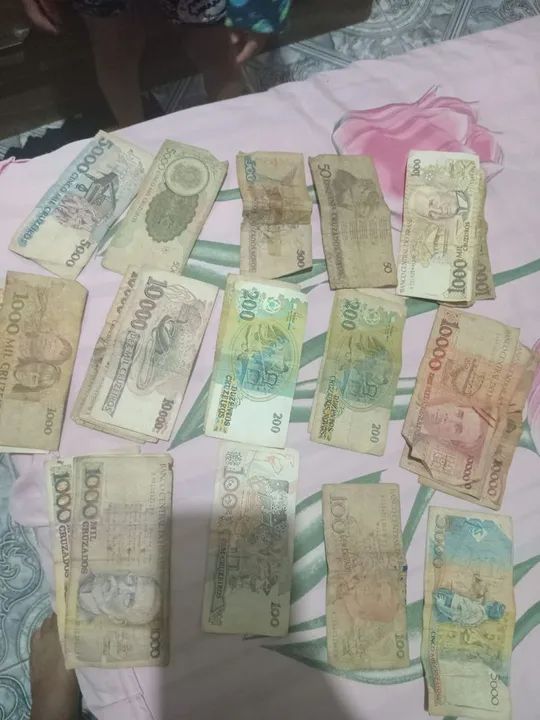 Moedas antigas de Cruzeiro e Cruzeiro Novo