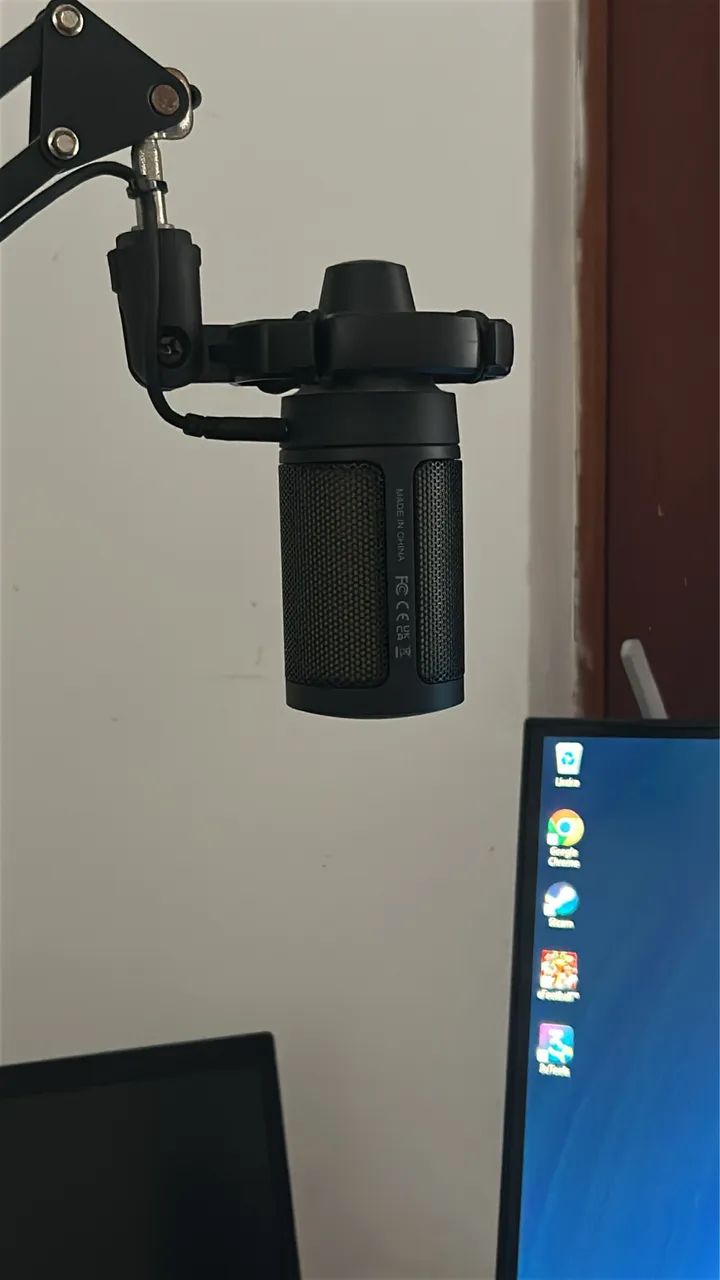 Microfone Fifine A2 braço articulado 