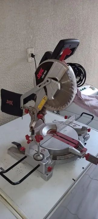 Policorte  skill 1800w  127 volts