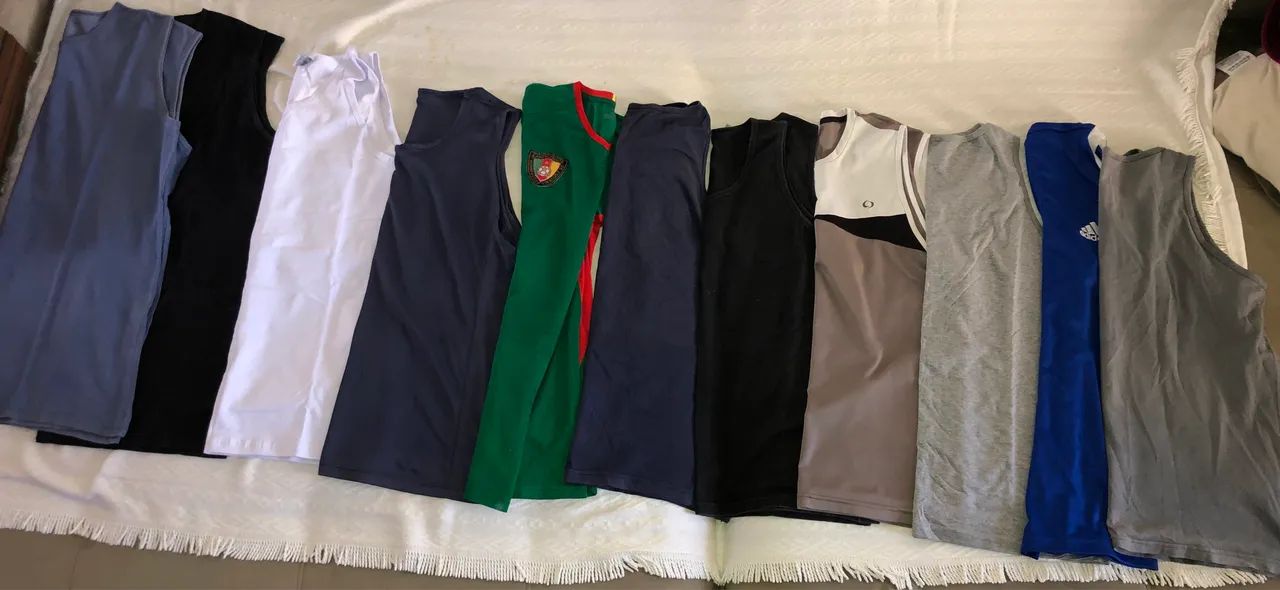 Kit com 19 peças de roupas masculinas usadas - Foto 3