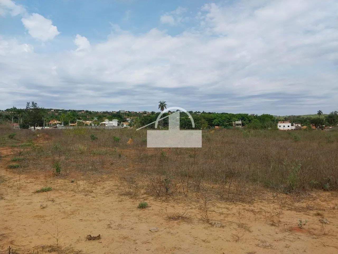 Área Comercial à venda, Centro - Jequitiba/MG