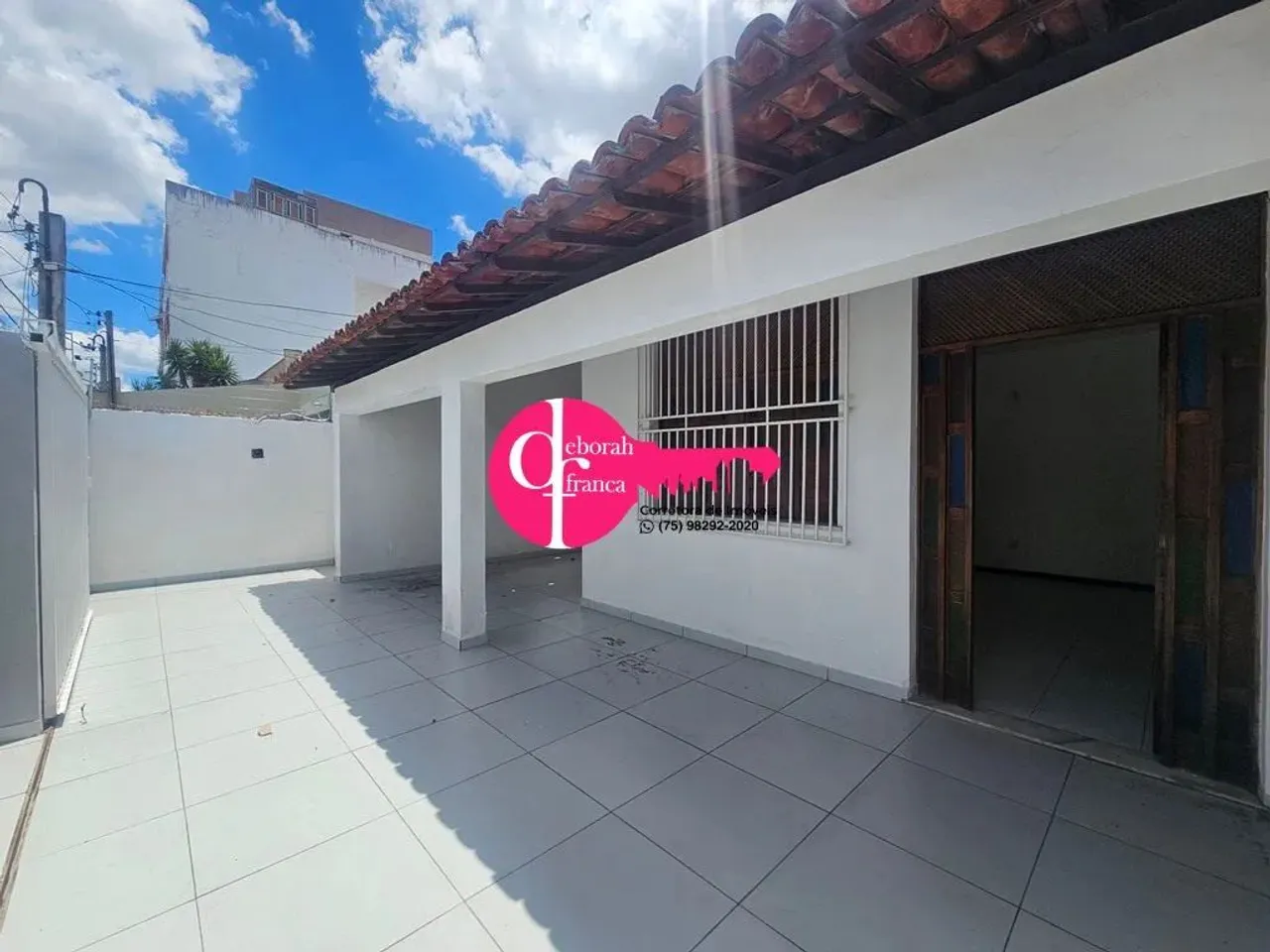 ALUGO CASA PARA COMERCIO OU RESIDENCIA 5 quartos em Capuchinhos - Feira de Santana - BA