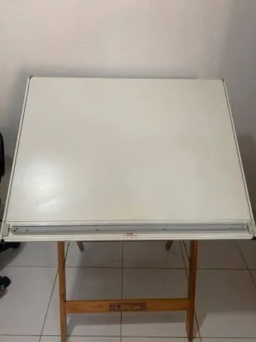 1Prancheta de Desenho para decoração e arquitetura - R$ 380,00 