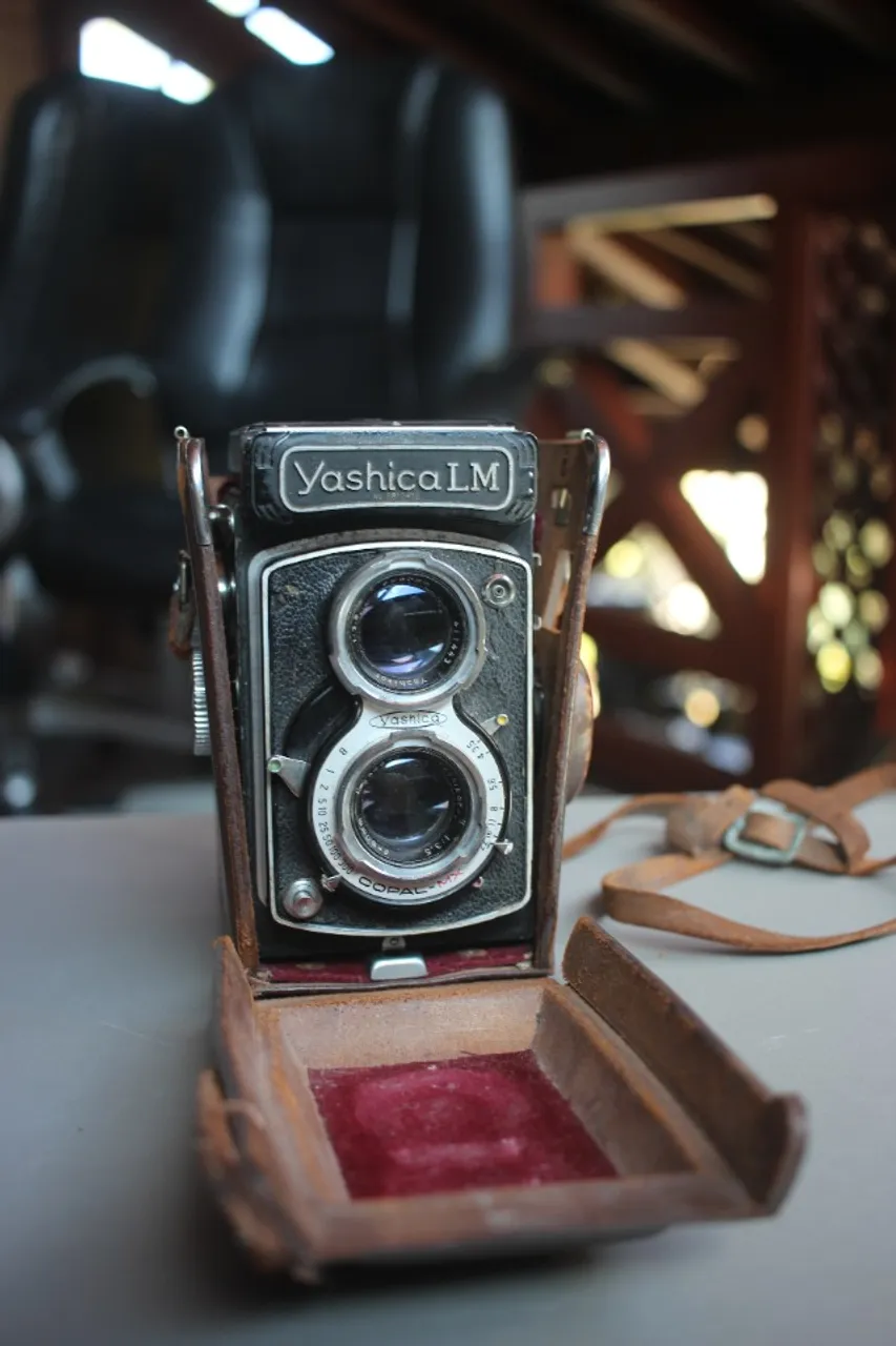 Câmera Yashica LM (Analógica)