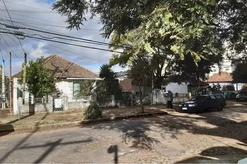 Terreno à venda em Porto Alegre, Partenon, 915m² - Foto 2