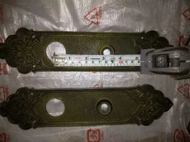 Vende-se fechadura Arouca com mais de 20 anos de idade, em latão, esta em perfeito estado  - Foto 3