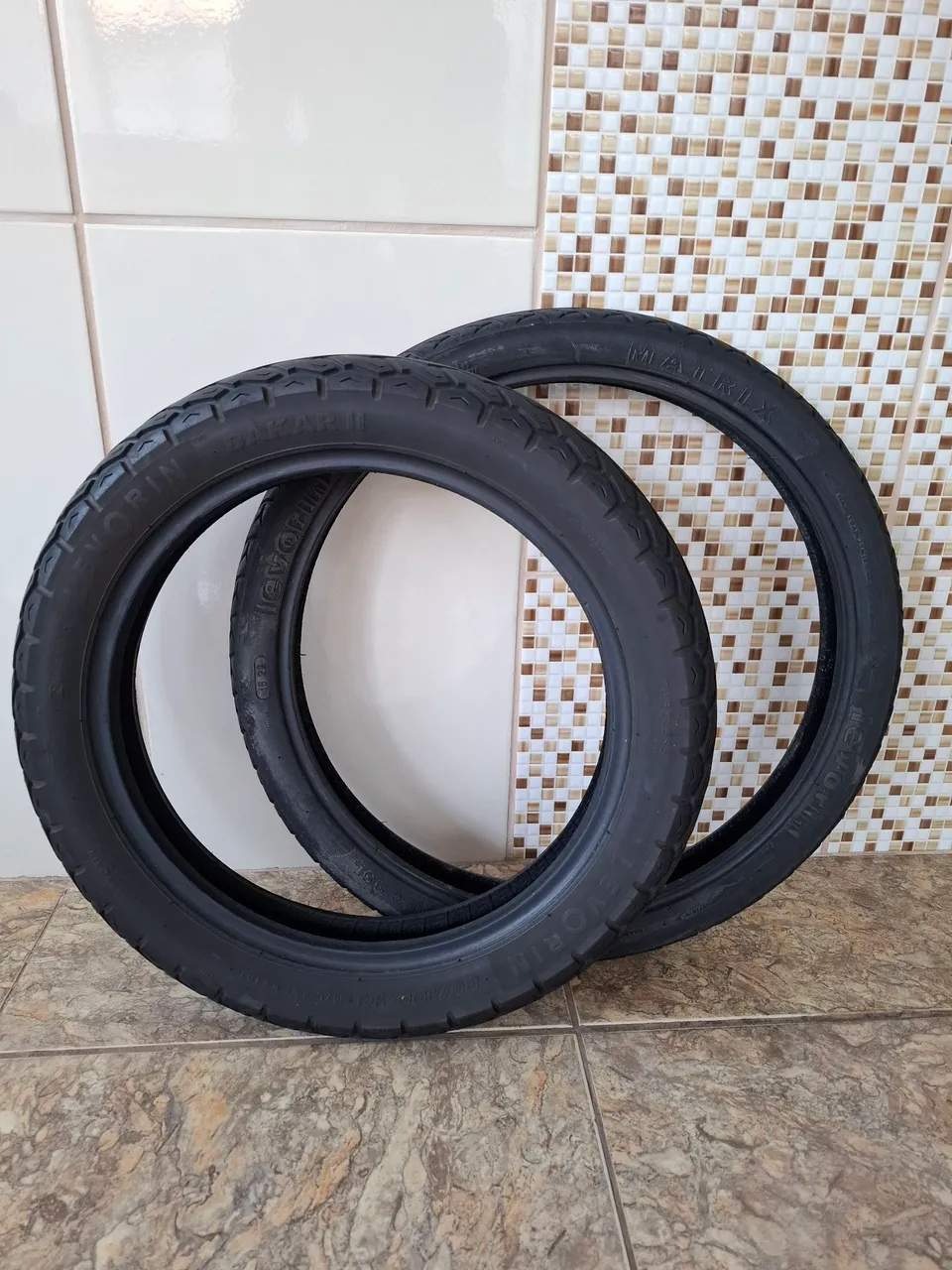 Par Pneus Honda Biz
