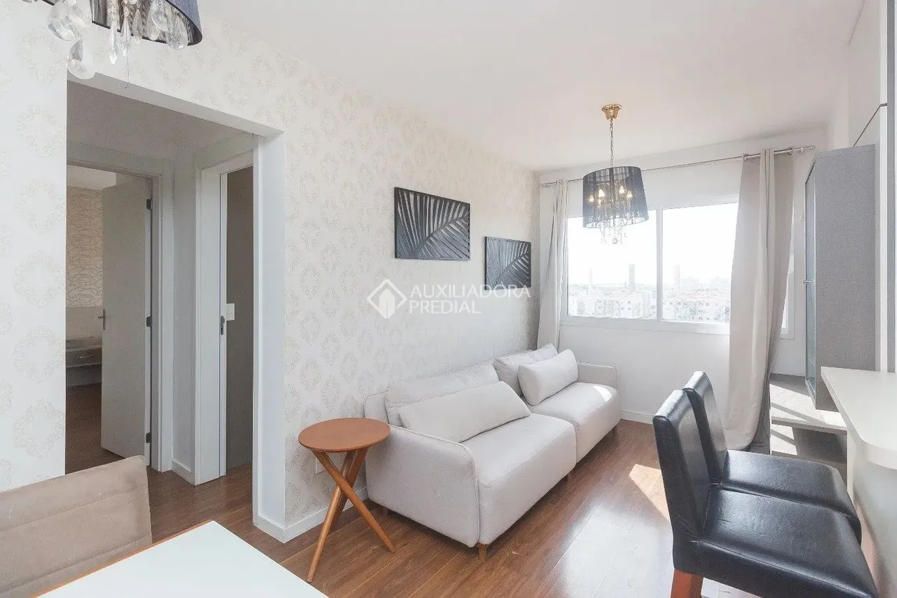 Apartamento com 2 Dormitórios - Humaitá