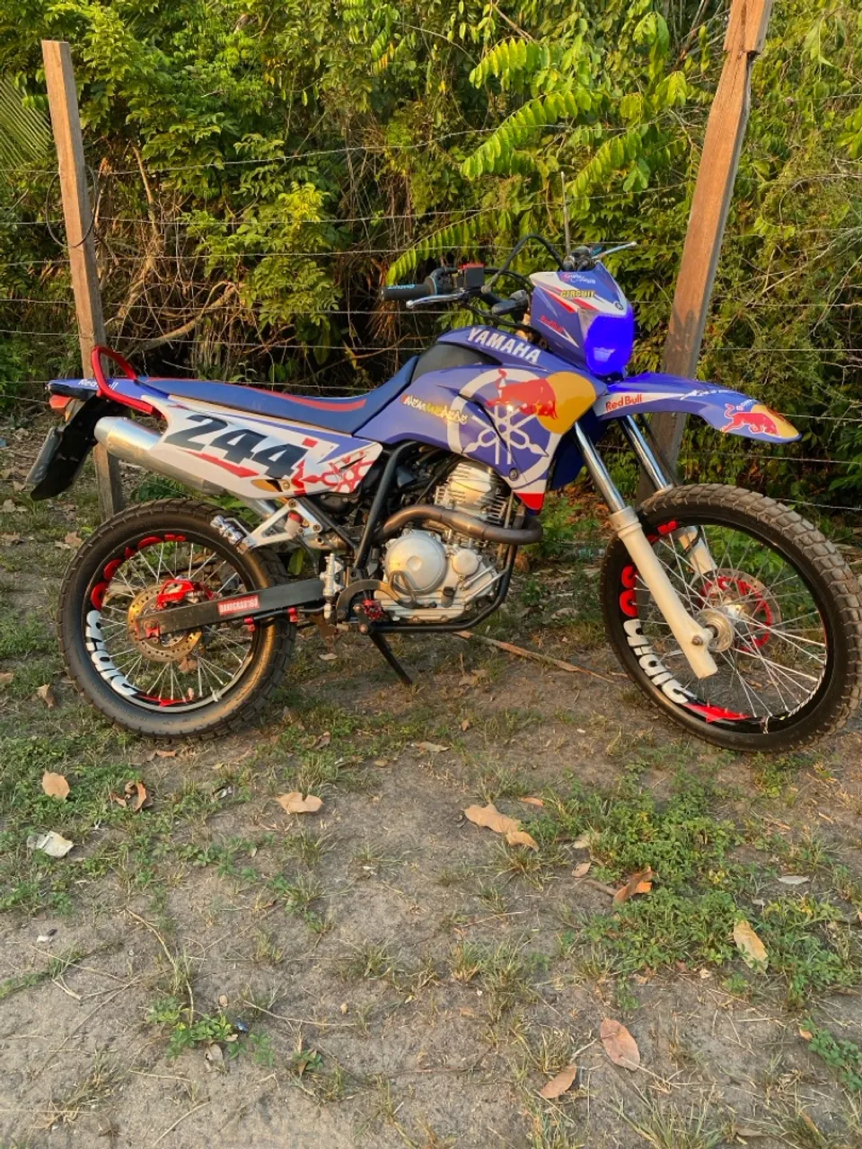 XTZ LANDER 250 2018