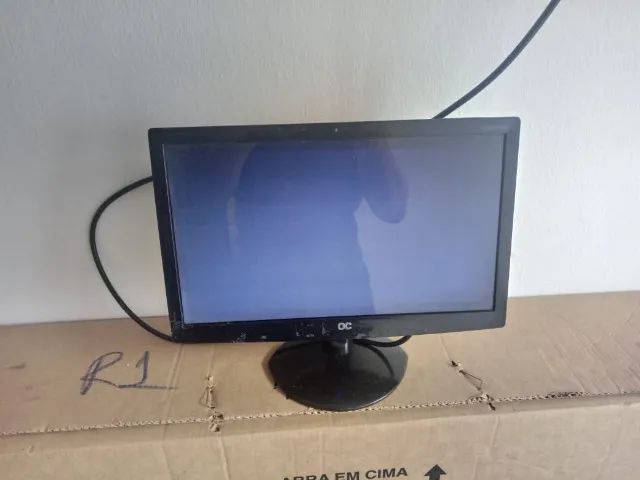 Monitor AOC (Leia)
