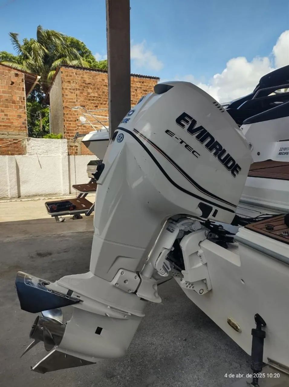 Motor de popa evinrude 300 HP  - Foto 2