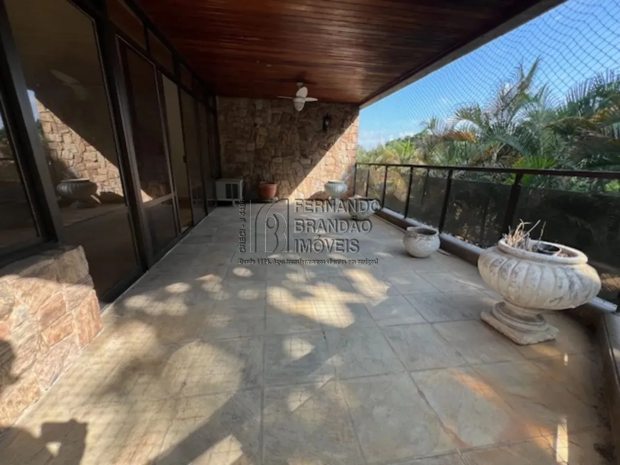 Jardim Oceânico, Av. Alda Garrido, a Zona Sul da Barra da Tijuca, Rio de Janeiro, vendo ex