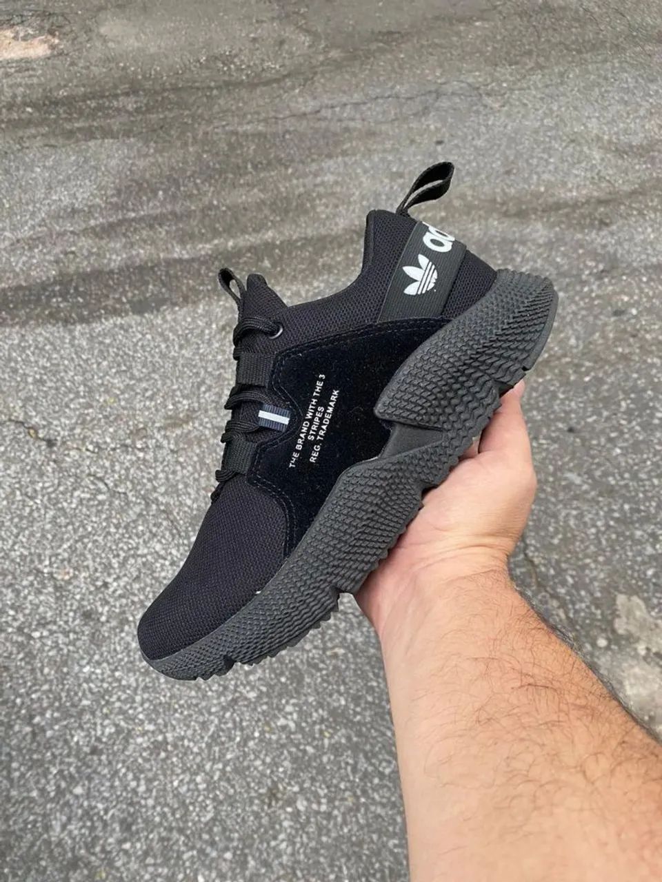 Strip Adidas 