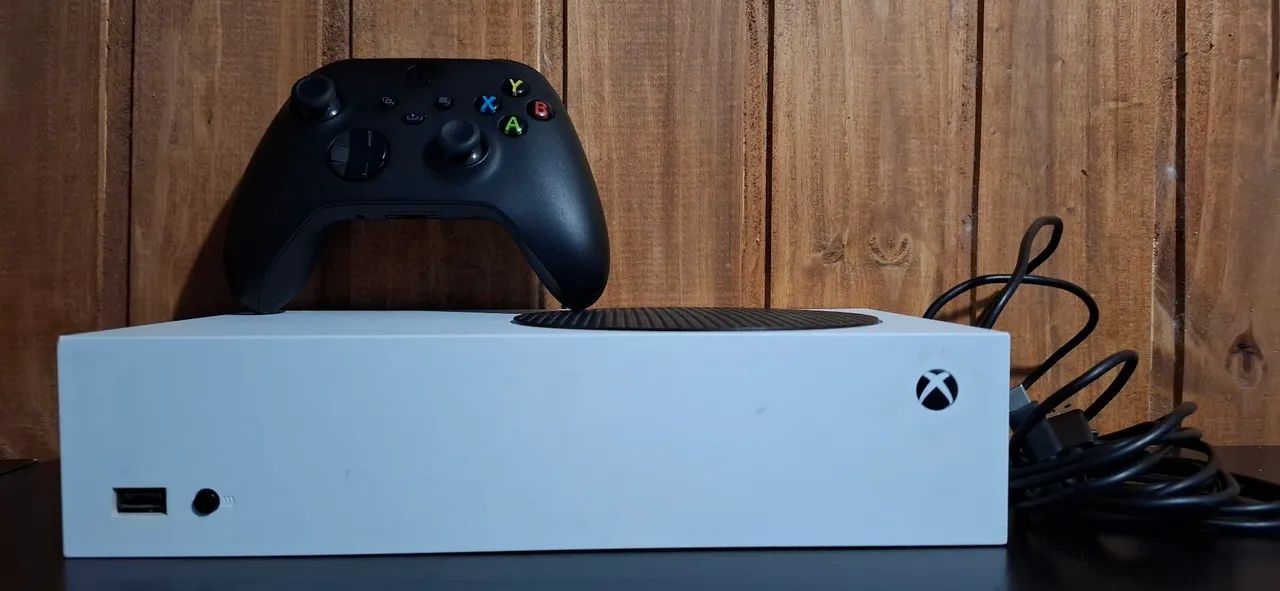Xbox Series S (Usado, ótima condição)