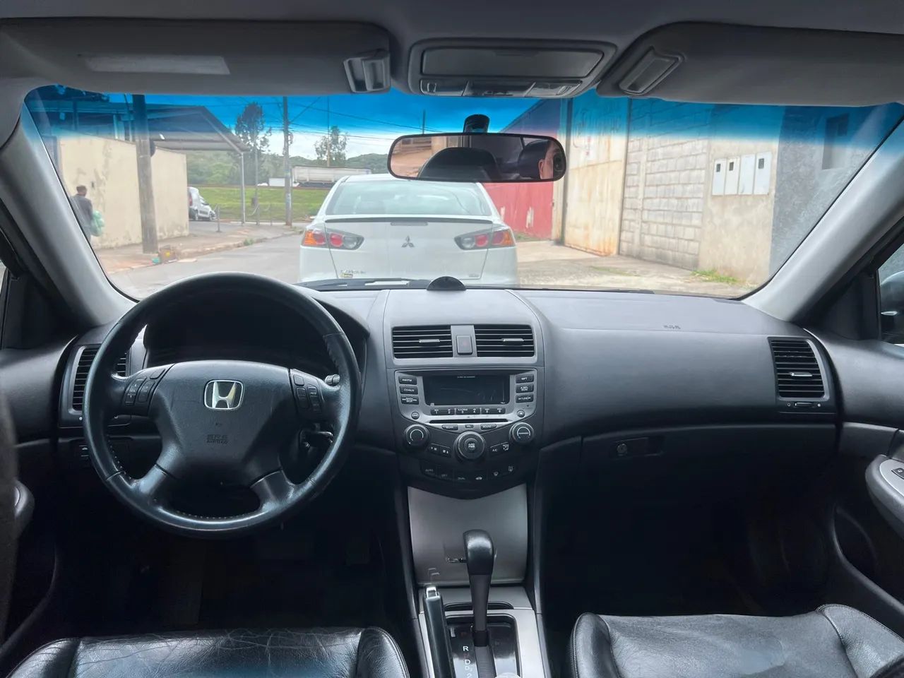 Vendo Honda Accord 2007 V6 - Foto 2