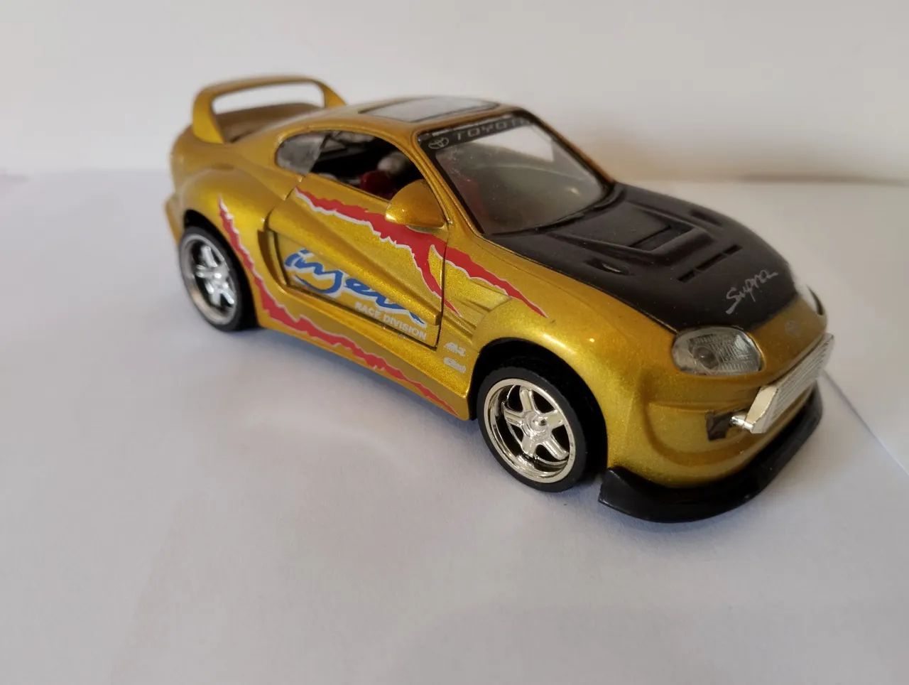 DTC - Miniatura Toyota Supra Tunado - Foto 4